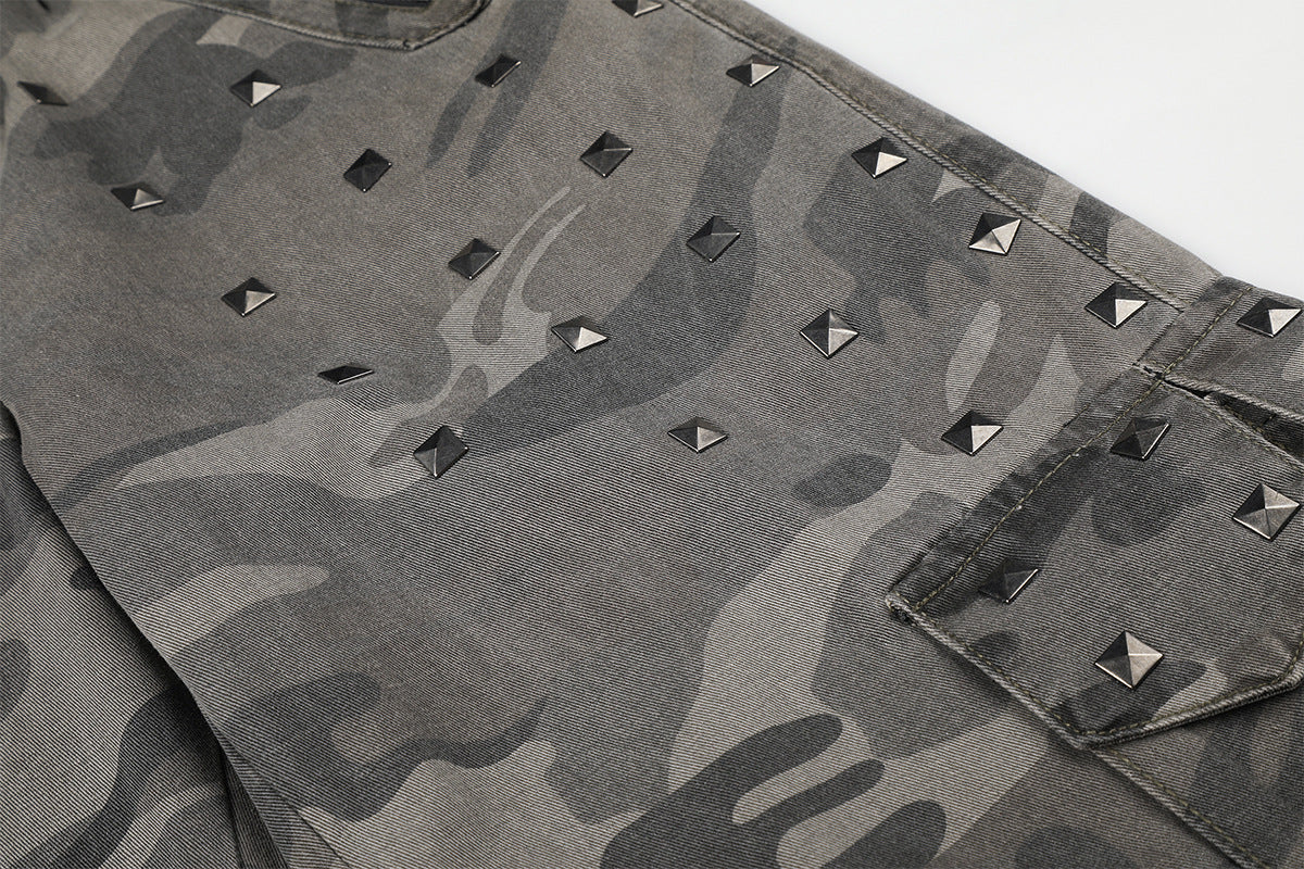 Pantalon cargo baggy camouflage à rivets, coupe large et multi-poches