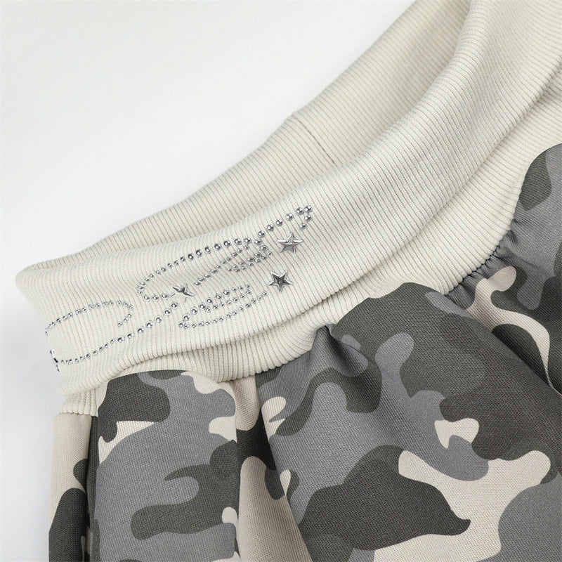 Men's Relaxed Fit Camo Wide-Leg Pants with Elastic Waistband & Ruched Hem