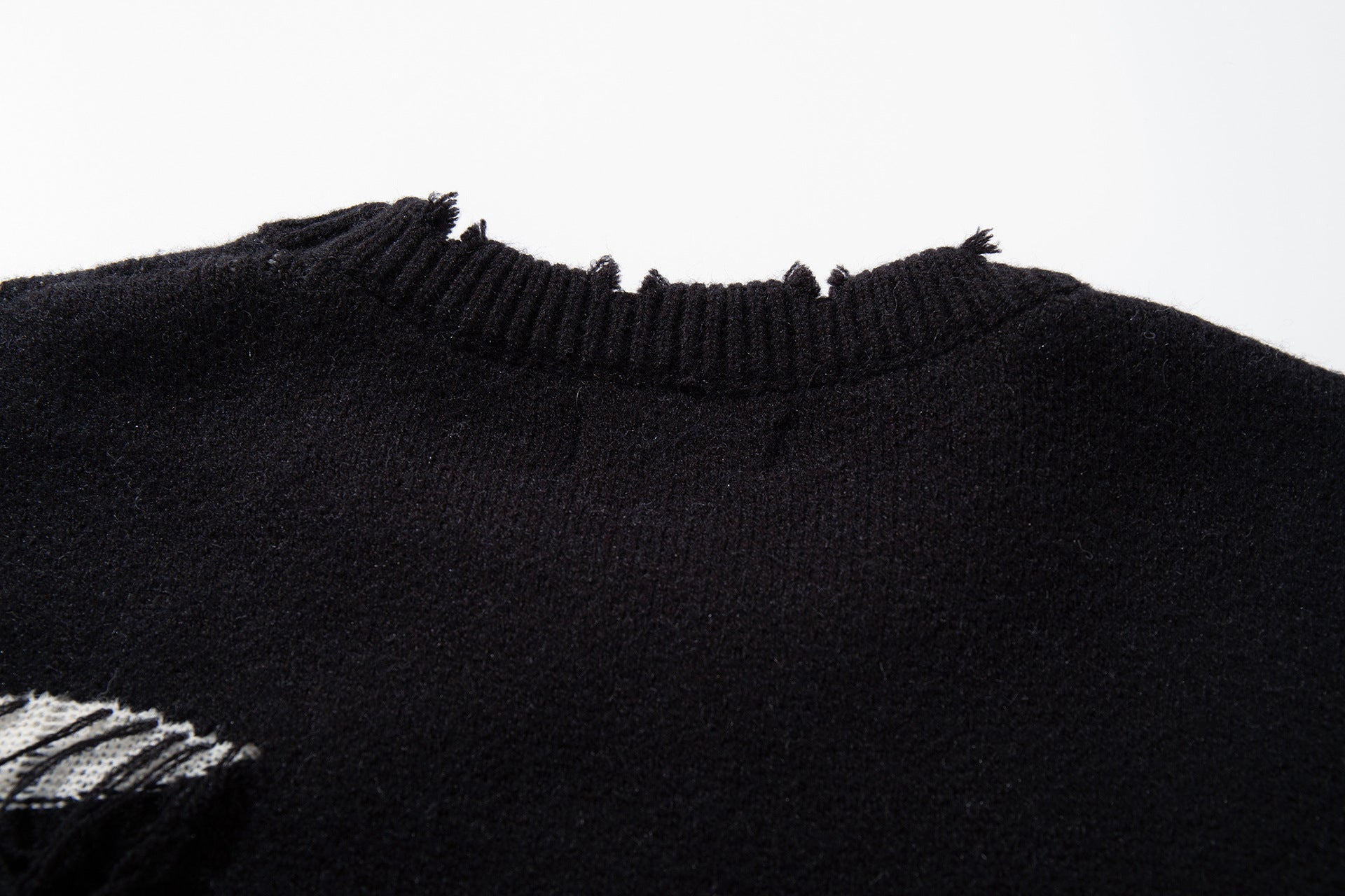 Men's Skull Jacquard Distressed Knit Sweater – Oversized Crewneck
