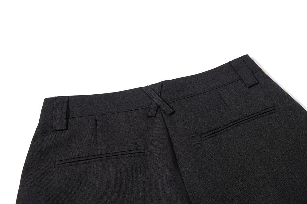 Herrenhose mit weitem Bein und Bundfalten – Loose Fit, unifarben