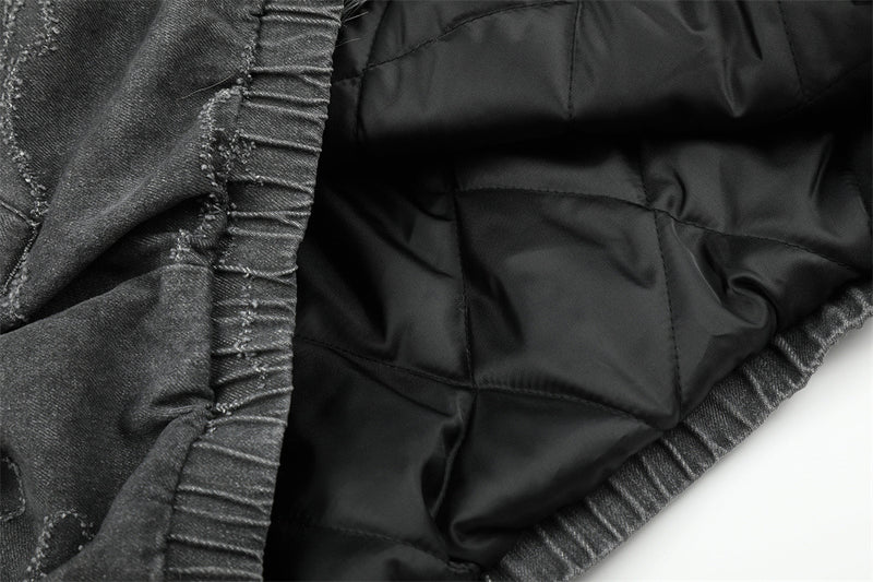 Gewaschene Denim-Pufferjacke mit Kapuze und Kunstfellbesatz – Used-Camo-Stitching