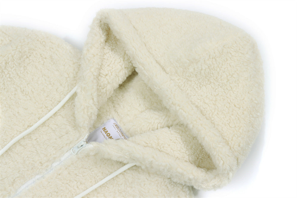 Sherpa-Fleece-Zip-Hoodie-Jacke mit Schriftgrafik auf dem Rücken und Tunnelzugsaum