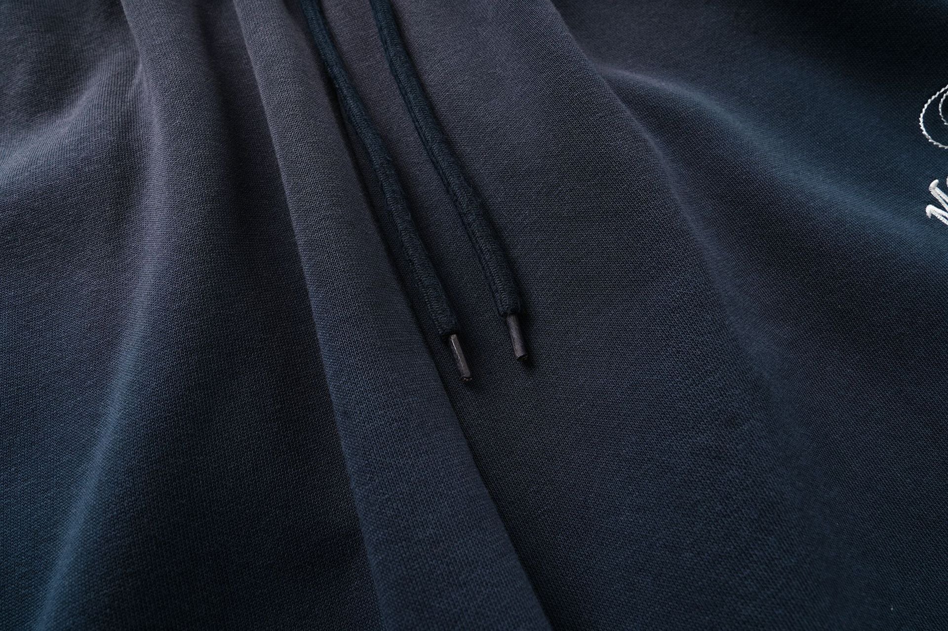Sweatpants mit weitem Bein, Retro-Grafikpatch und geradem Schnitt