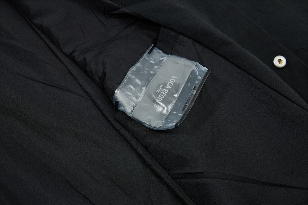 Oversize-Herrenhemdjacke mit plissierten Ärmeln und Druckknöpfen