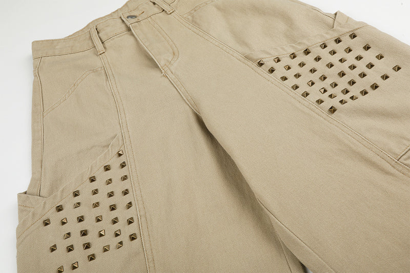 Studded Wide-Leg Cargo Pants with Oversized Pockets