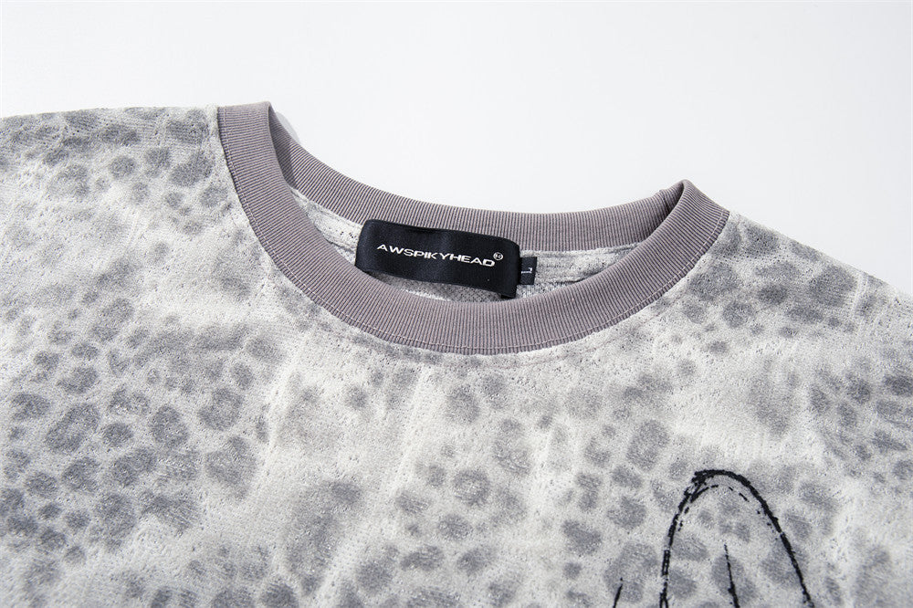 Leopard Print Long Sleeve T-Shirt – Relaxed Fit Crew Neck