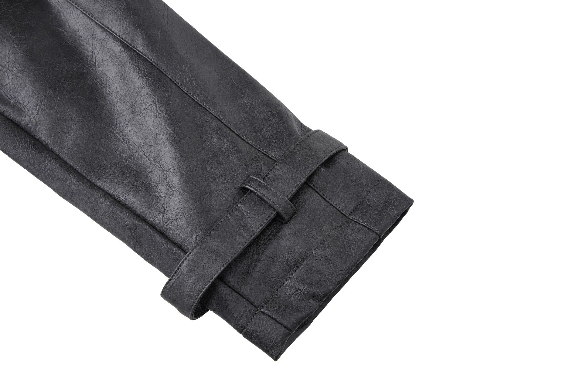 Blouson biker oversize en cuir – Style moto à col montant et poignets à boucles