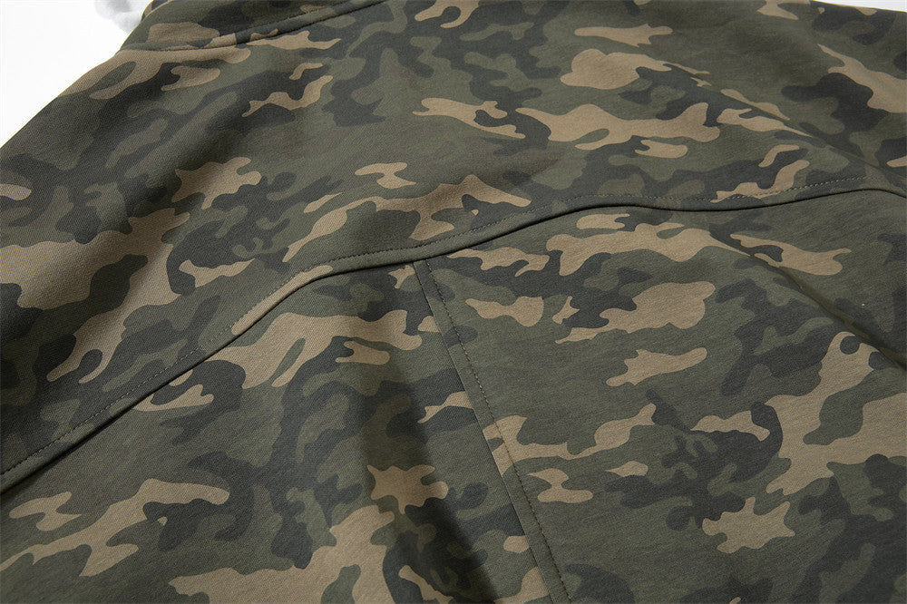 Blouson bomber homme camouflage à capuche, fermeture zippée et manches plissées