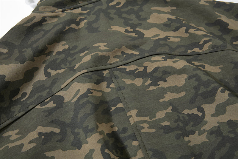 Blouson bomber homme camouflage à capuche, fermeture zippée et manches plissées