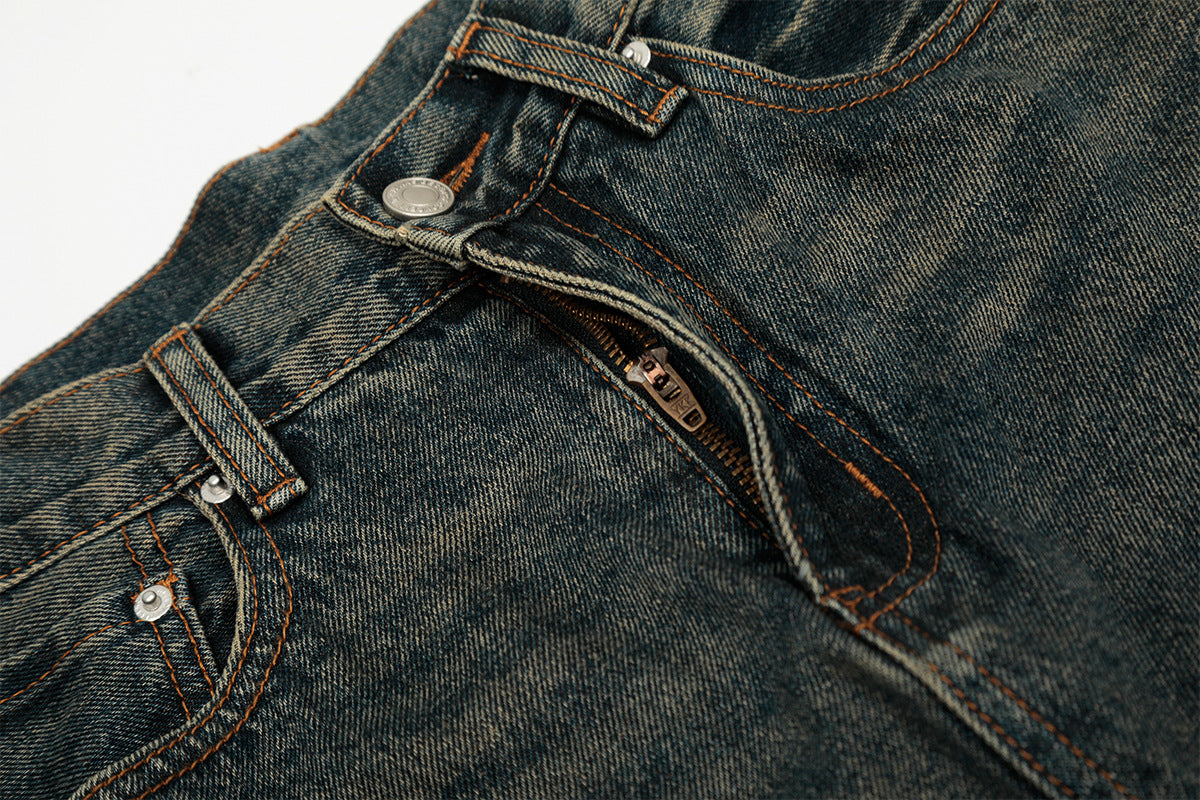 Distressed Straight-Leg-Jeans – Vintage-Washed-Ripped-Denim mit Dirty-Dye