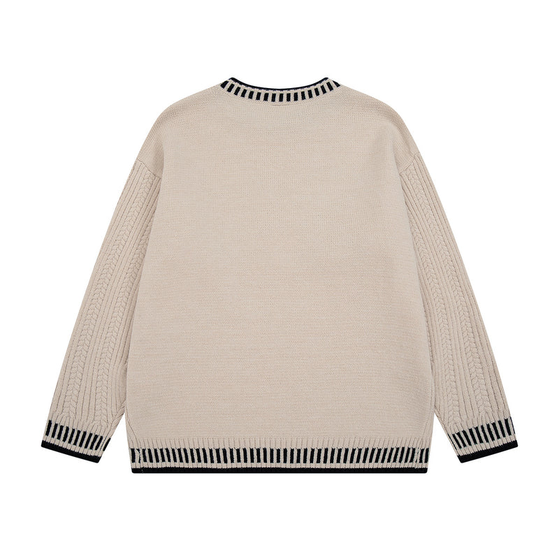 Zopfstrickpullover mit Dackel-Stickerei – Pullover mit Streifenbesatz