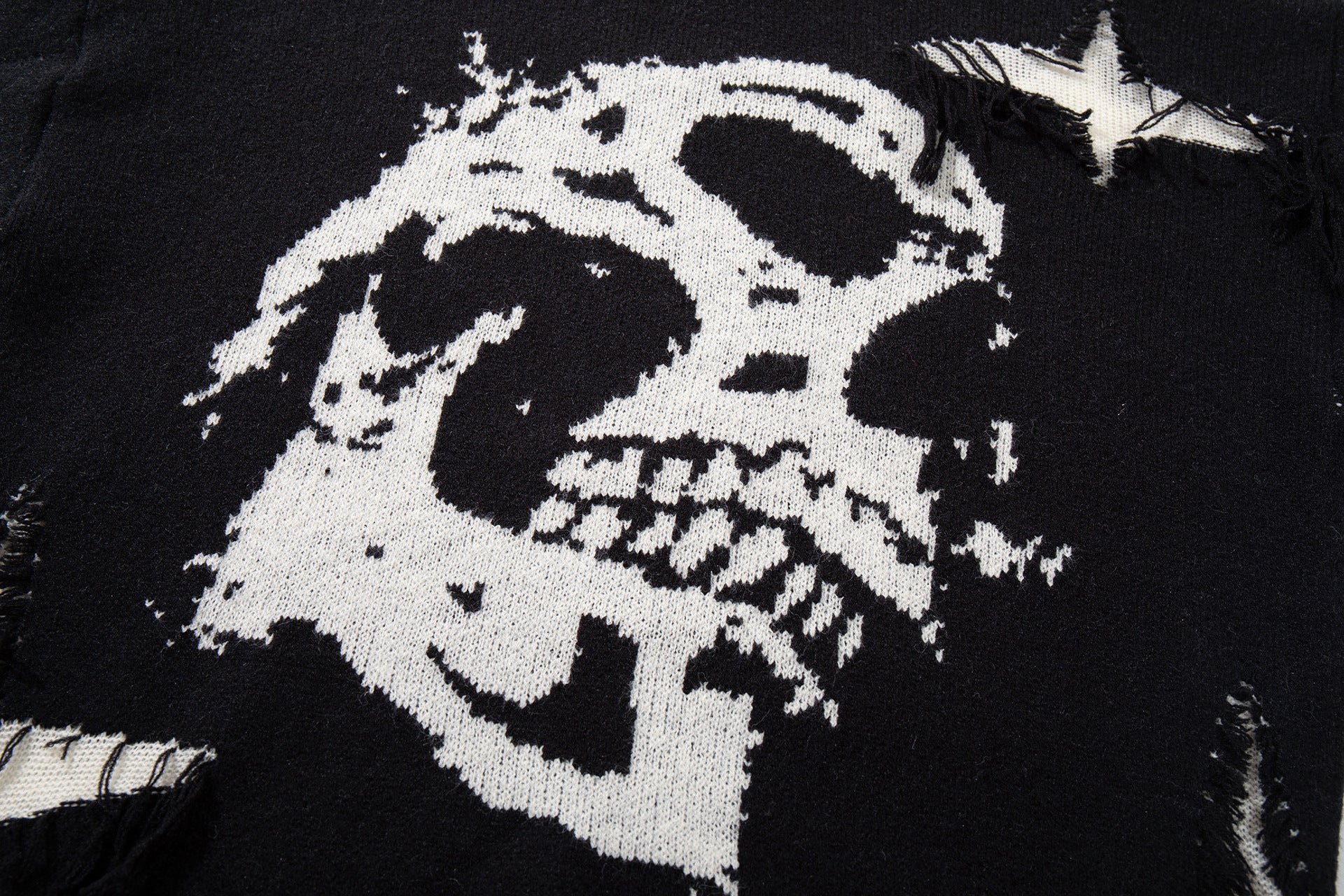 Men's Skull Jacquard Distressed Knit Sweater – Oversized Crewneck
