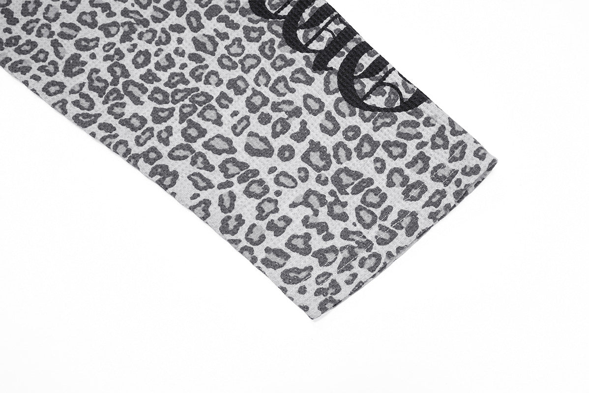 Langarm-Waffelshirt – Raglan-Rundhals mit Leopardenprint und Vintage-Grafik