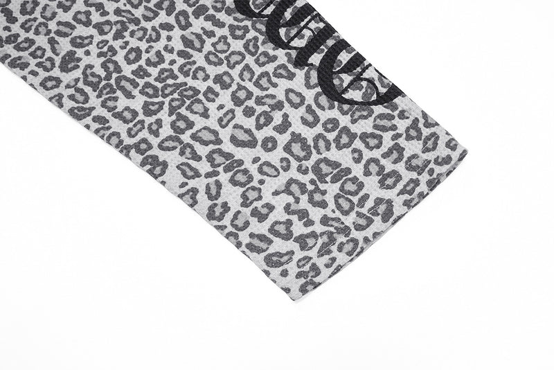 Langarm-Waffelshirt – Raglan-Rundhals mit Leopardenprint und Vintage-Grafik