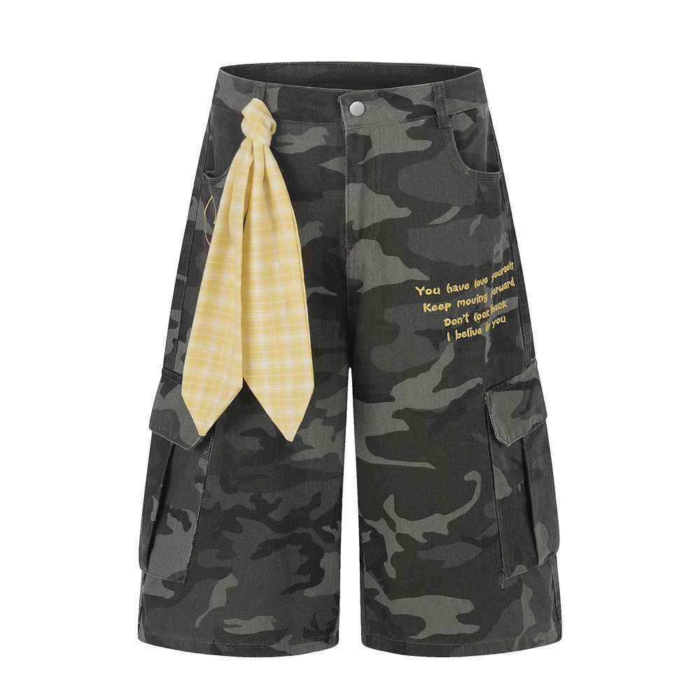 Men's Wide-Leg Camo Cargo Shorts with Bandana Detail & Multi-Pocket