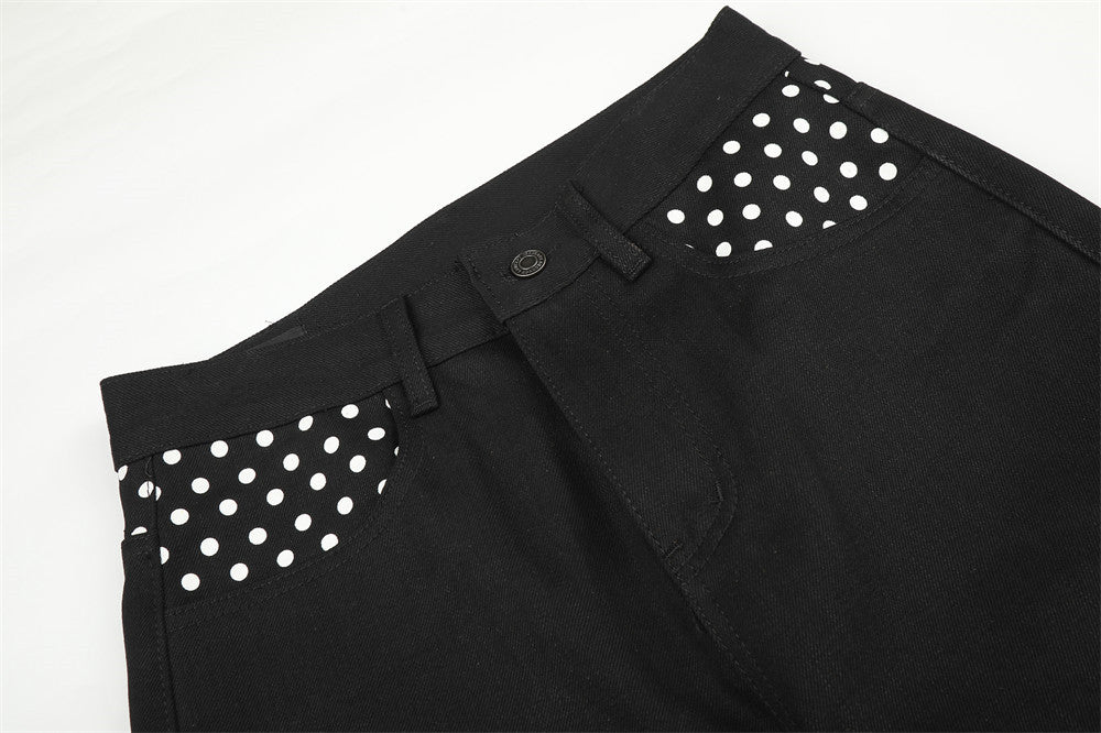 Pantalon à jambes larges avec poches contrastantes à pois et revers aux ourlets