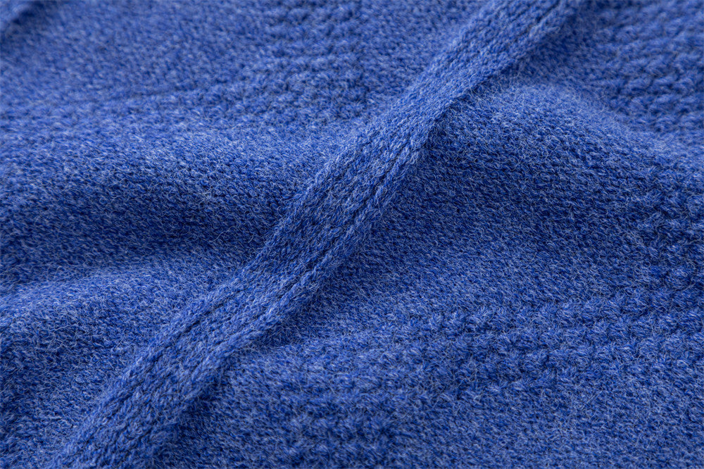 Men's Relaxed-Fit Crewneck Pullover Sweater with Diamond Cable Knit Texture