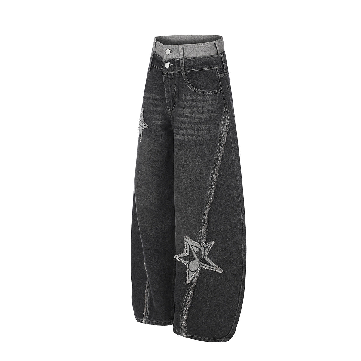 Baggy-Jeans mit weitem Bein, Stern-Patches und offenen Fransennähten