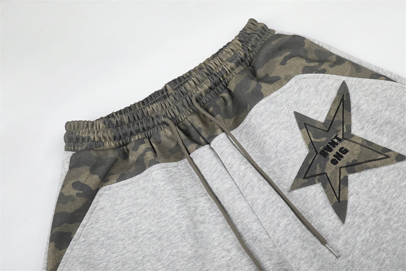 Wide-Leg Sweatpants with Camo Waistband & Star Patch – Men's Oversized