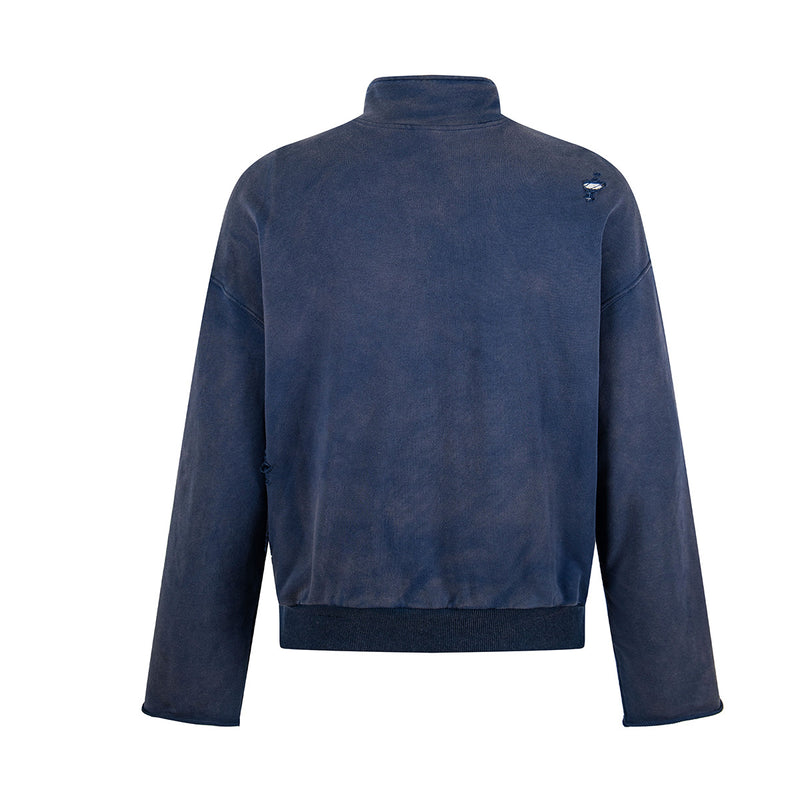 Sudadera de media cremallera con lavado desgastado, parche heráldico y estampado gótico — Azul marino