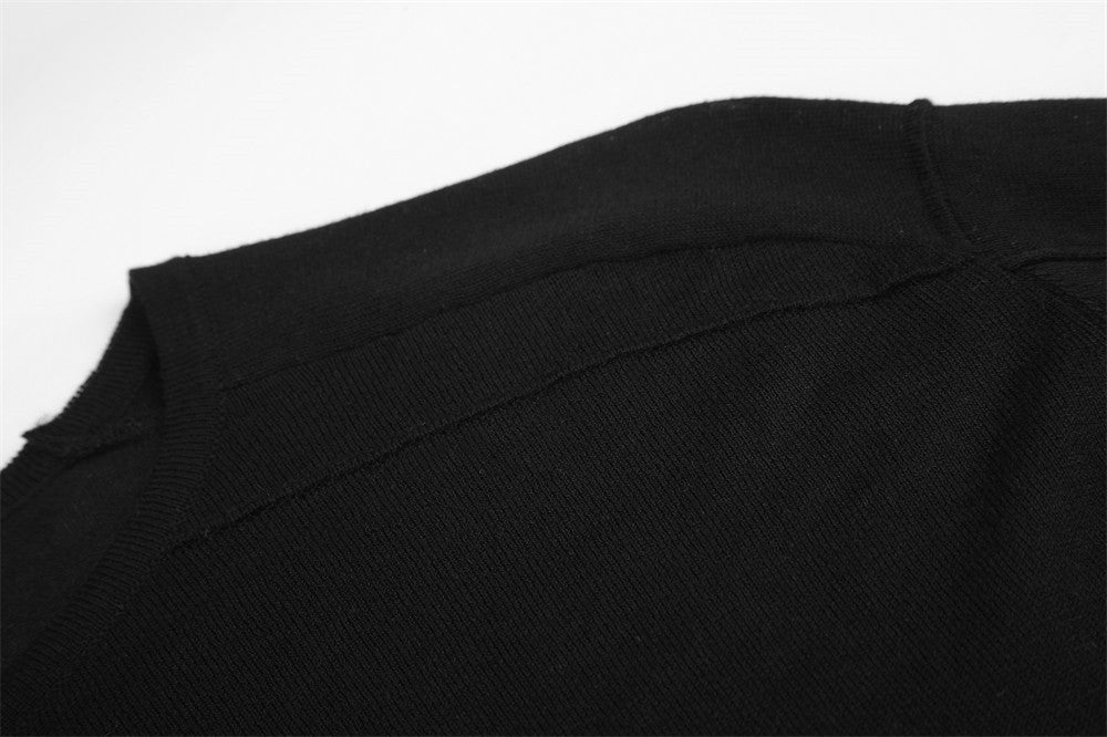 T-shirt homme noir à manches longues et col rond avec poignets évasés