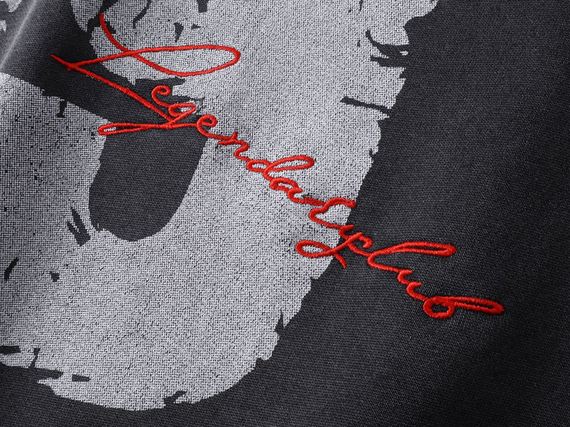 Sudadera de hombre con efecto de dos piezas – Gráfico desgastado «09» y estilo urbano lavado