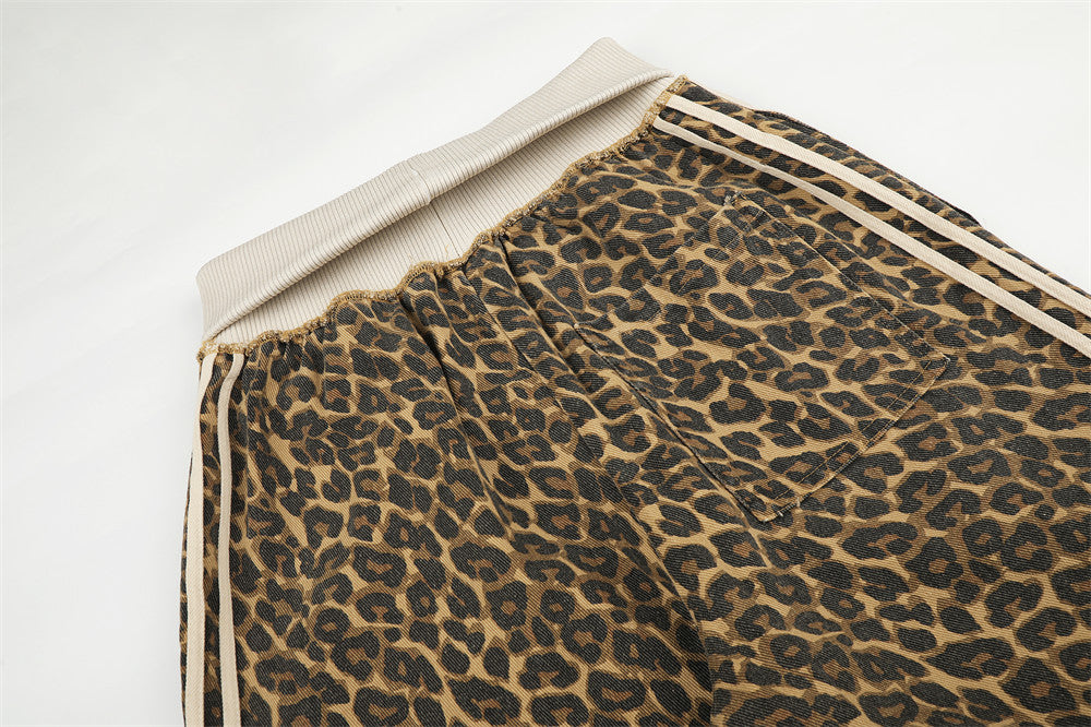 Leopard Print Wide-Leg Track Pants – Loose Fit Streetwear Sweatpants with Side