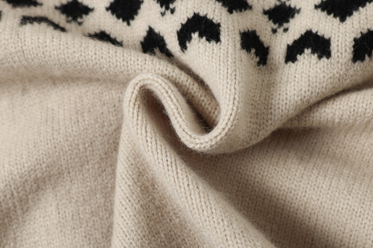 Fair Isle Jacquard Polo Collar Knit Sweater – Vintage Pattern Pullover