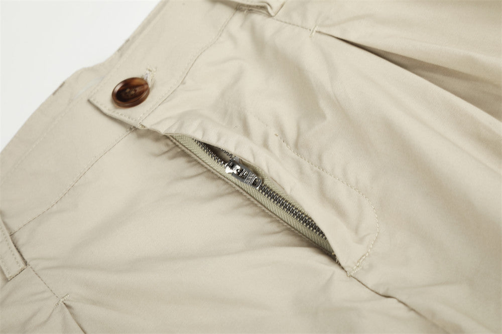 Wide-Leg Cargo Pants with Pleats and Large Side Pockets