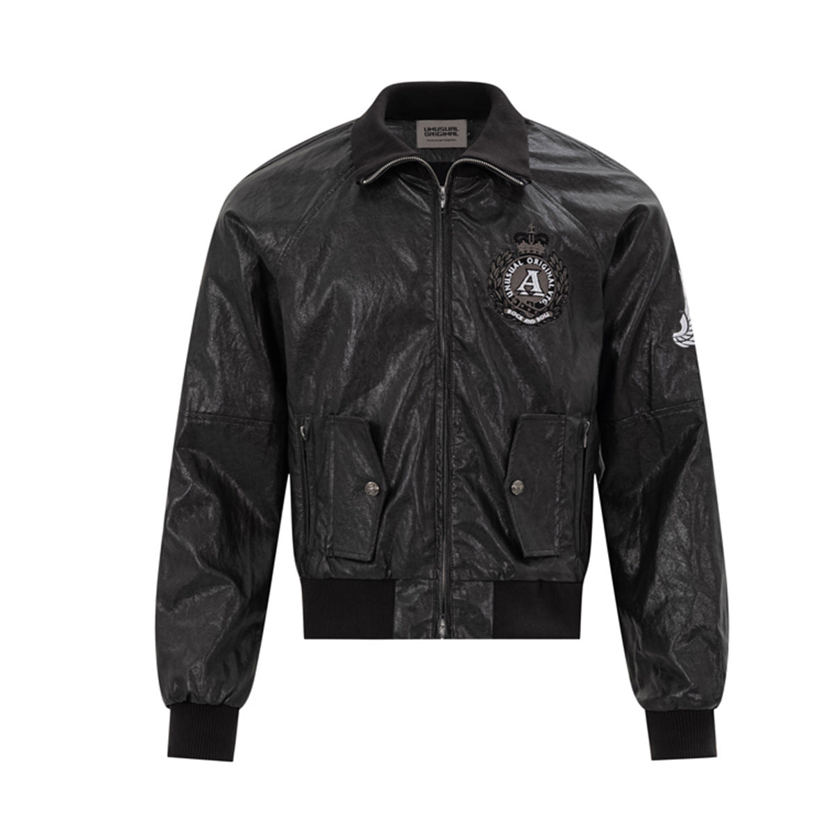 Blouson bomber noir en similicuir PU froissé, avec écusson brodé sur la poitrine et inscription Agile Movement au dos