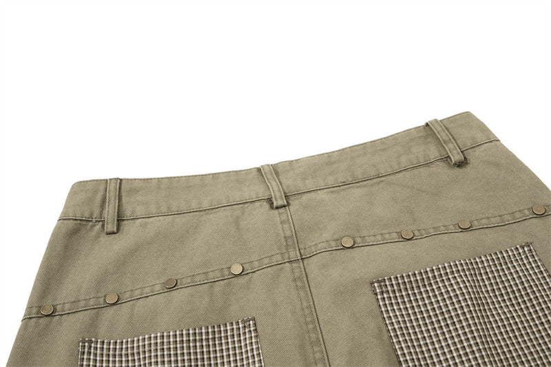 Wide-Leg Cargo Pants – Star Patch, Plaid Detail & Multi-Pocket Baggy Fit