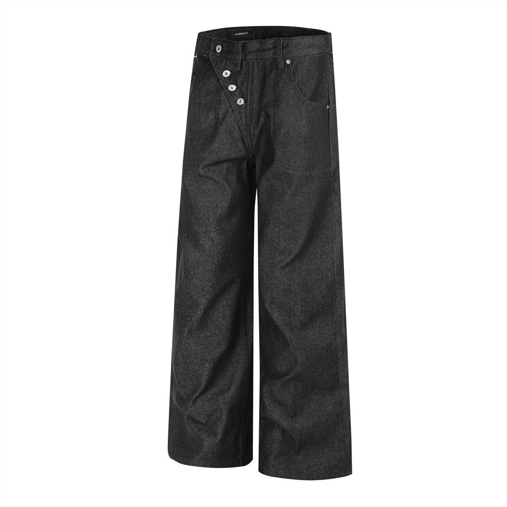 Wide-Leg-Jeans aus Raw-Black-Denim mit diagonalem Knopfverschluss