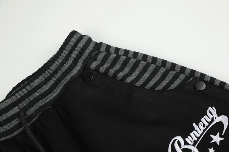 Wide-Leg Cargo Sweatpants with Striped Waistband – Relaxed Fit Parachute Pants