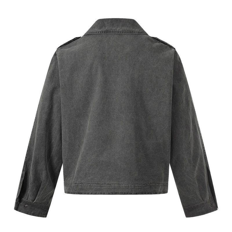 Veste biker en denim délavé avec écusson croix et rivets – Gris anthracite