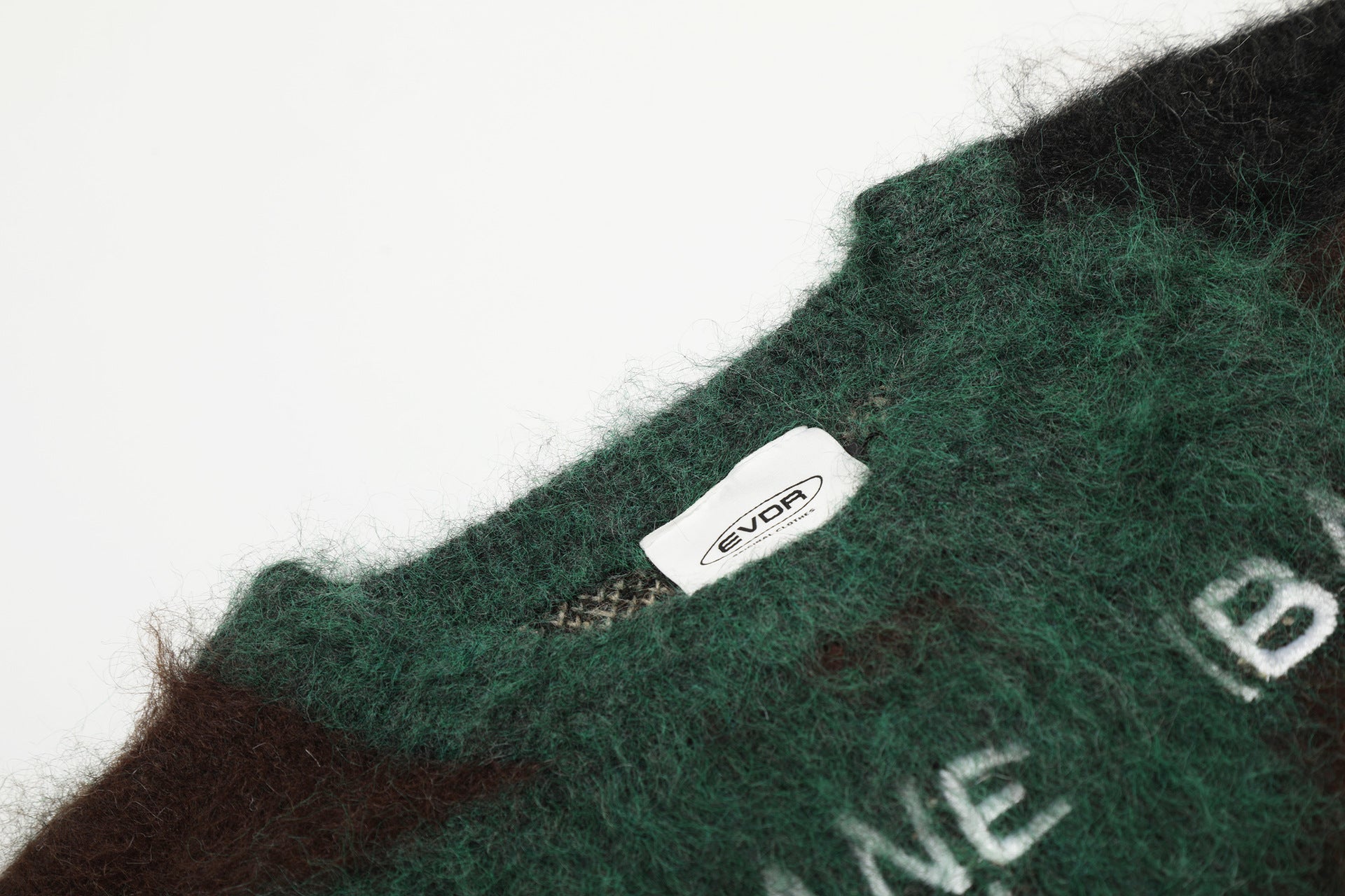 Men's Camo Print Fuzzy Mohair-Style Knit Sweater – Crew Neck