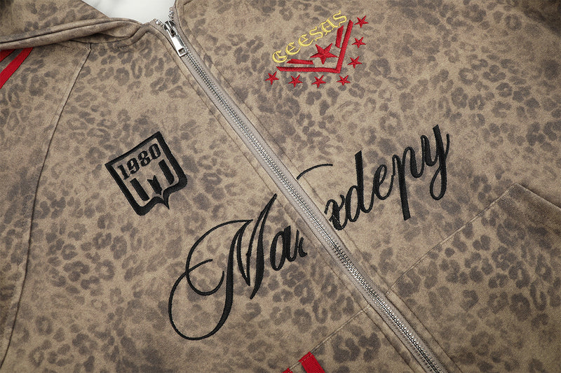 Hoodie-Jacke mit Reißverschluss, Leopardenprint und roten Seitenstreifen