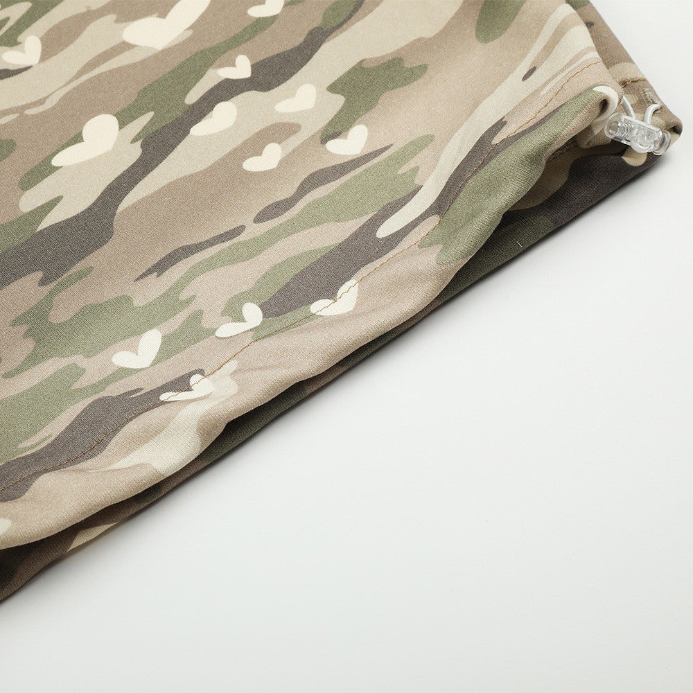 Men's Camouflage Cargo Pants – Wide-Leg Heart Print Camo Baggy Trousers