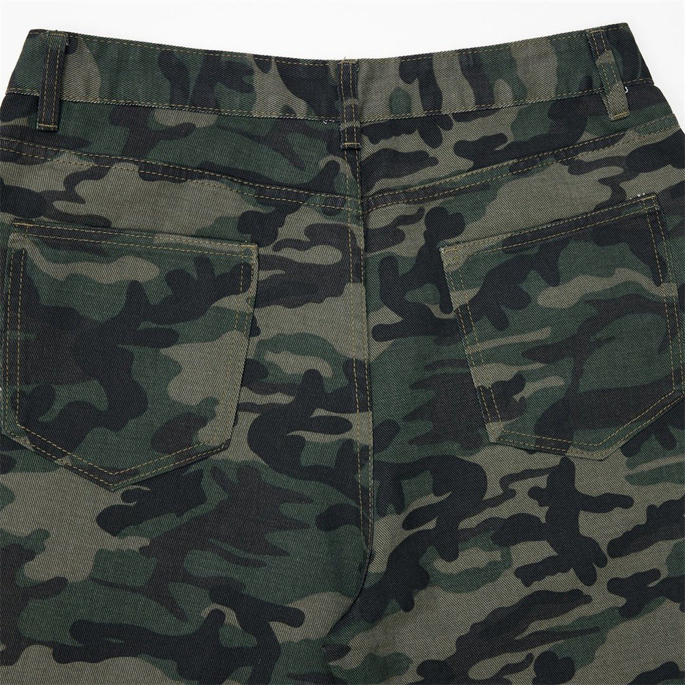 Camo-Hose mit weitem Bein und durchgehendem Strassdetail
