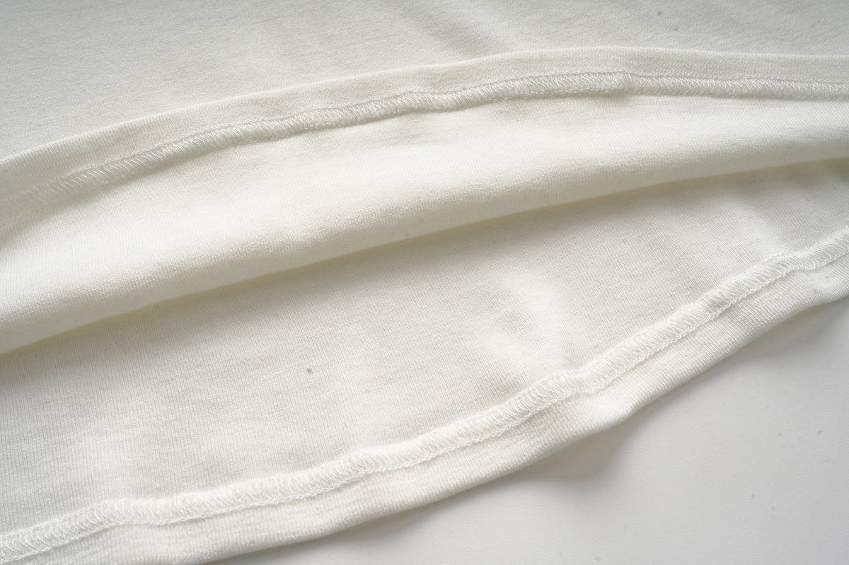 Long Sleeve Raglan T-Shirt – Cream & Charcoal Vintage College Graphic Tee
