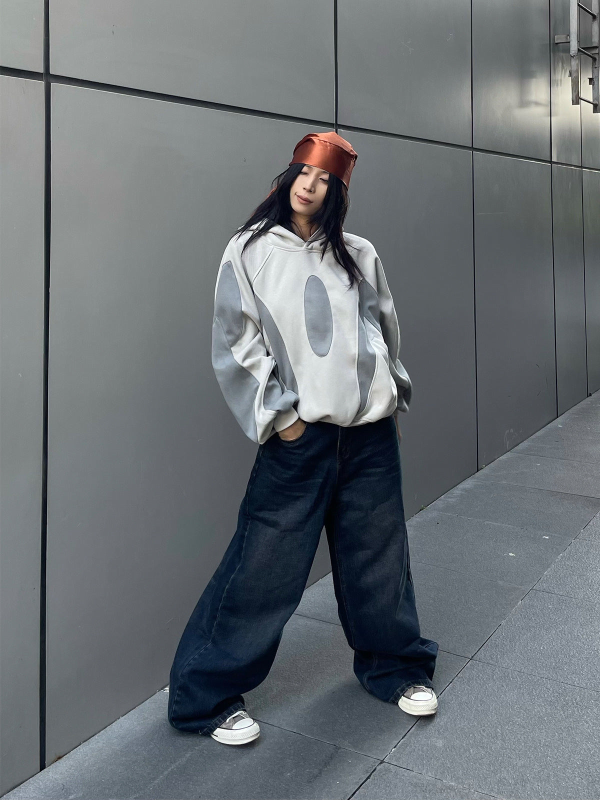 Oversize-Patchwork-Hoodie – grauer, zweifarbiger Streetwear-Pullover