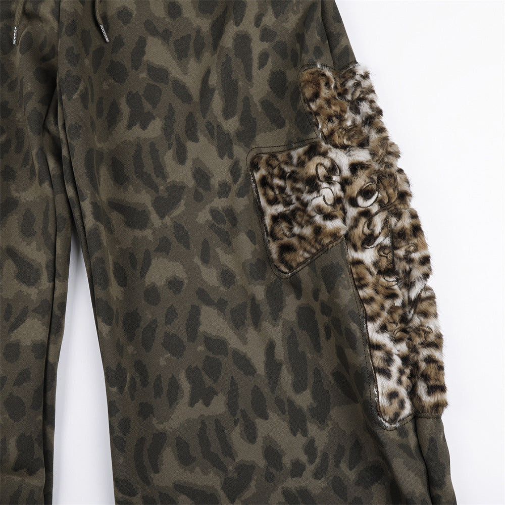 Wide-Leg Leopard Print Sweatpants with Faux Fur Cargo Pocket – Men's Relaxed Fit