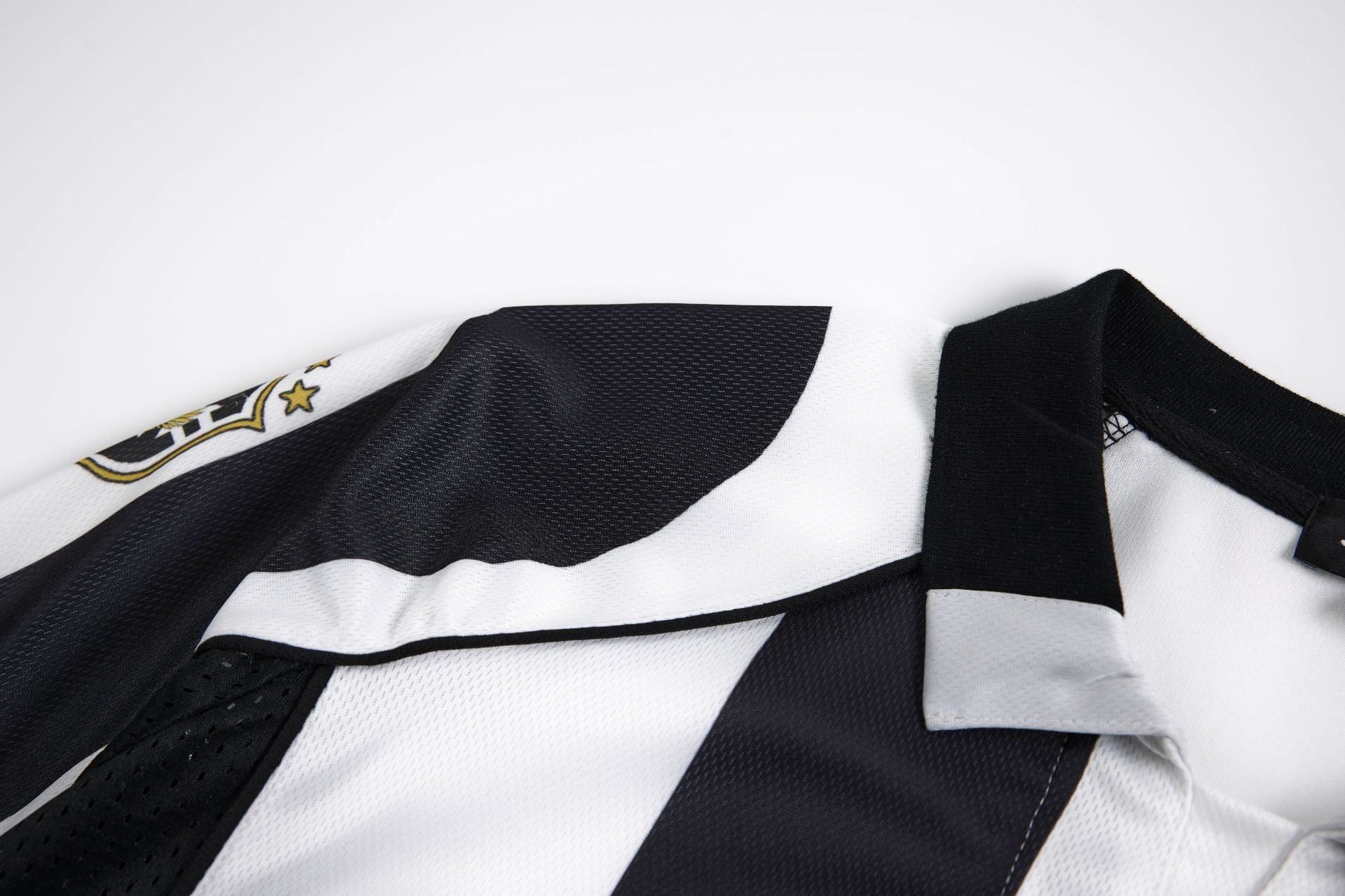 Maillot de football à manches longues noir et blanc à rayures, polo graphique