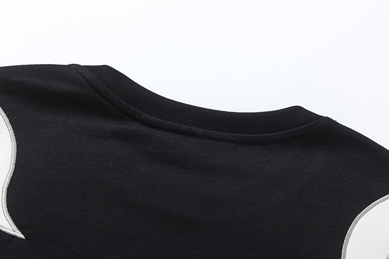 Herren-T-Shirt in Schwarz mit Flammen-Totem-Patchwork und Stickerei