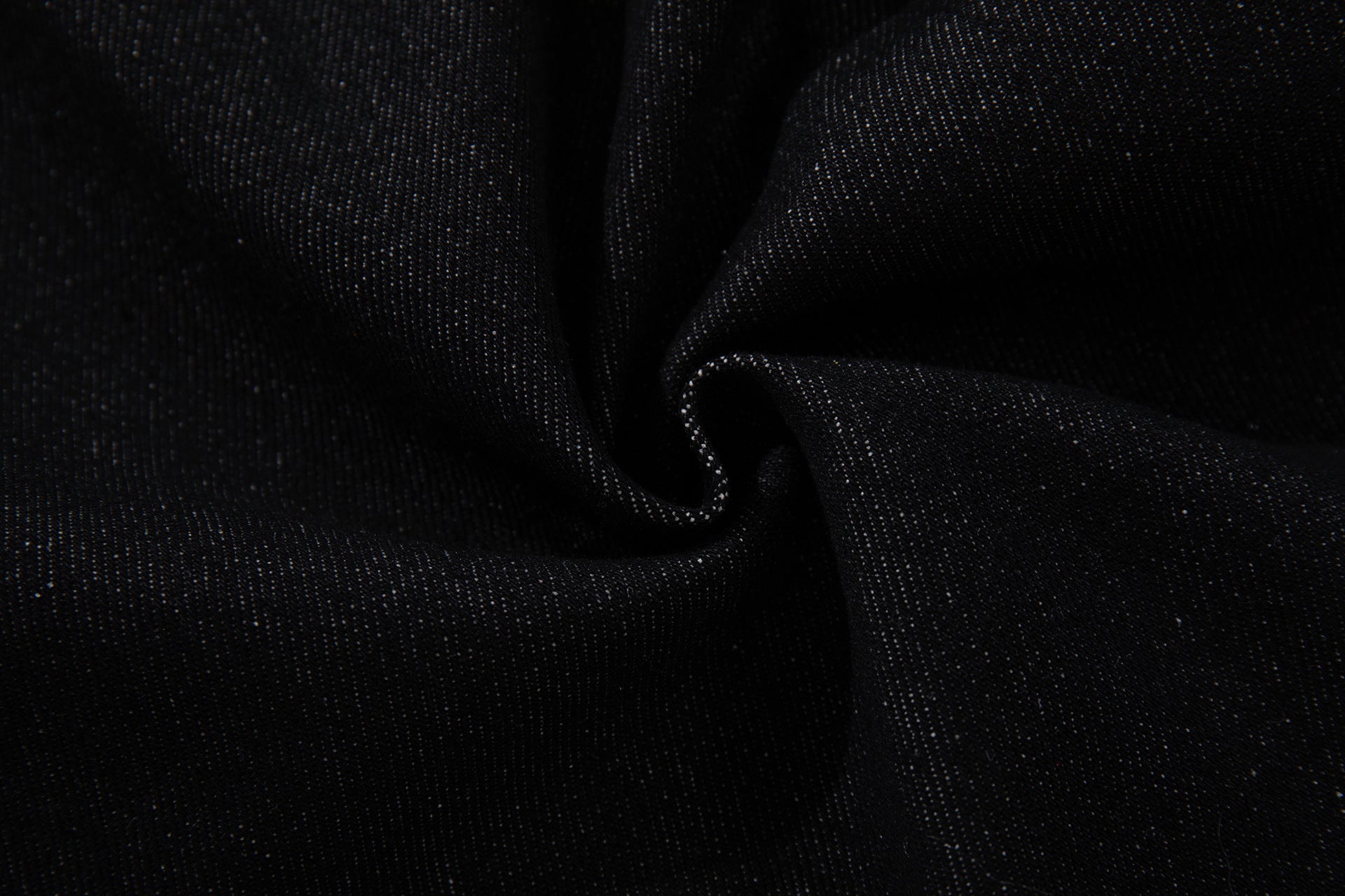Jean taille haute baggy – Denim noir large avec empiècements effet croco et détails argentés