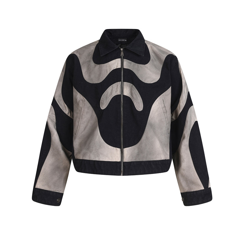 Verkürzte Jacke mit Reißverschluss und abstraktem Patchwork aus zweifarbigem Canvas in Schwarz und verwaschenem Grau mit organischem Panel-Design, Vorderansicht