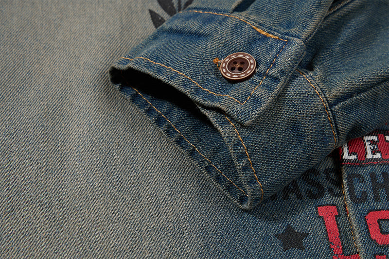 Boston Athletics Oversized-Denimhemdjacke – Vintage-Waschung mit Collegiate-Print