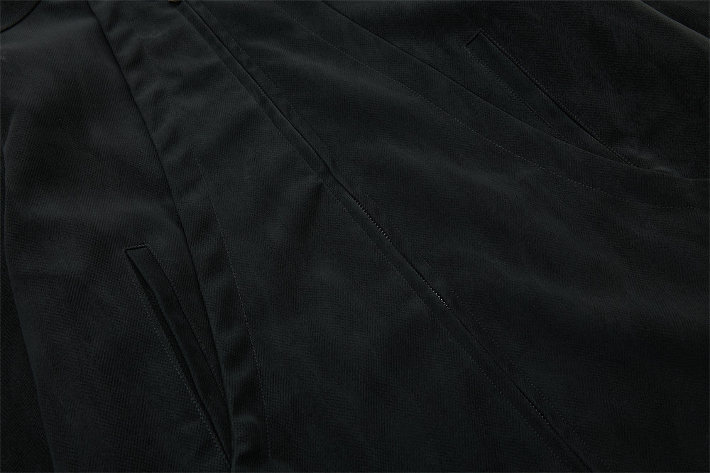 Jacke mit Stehkragen und Reißverschluss – Dekonstruierter Oversized-Schnitt