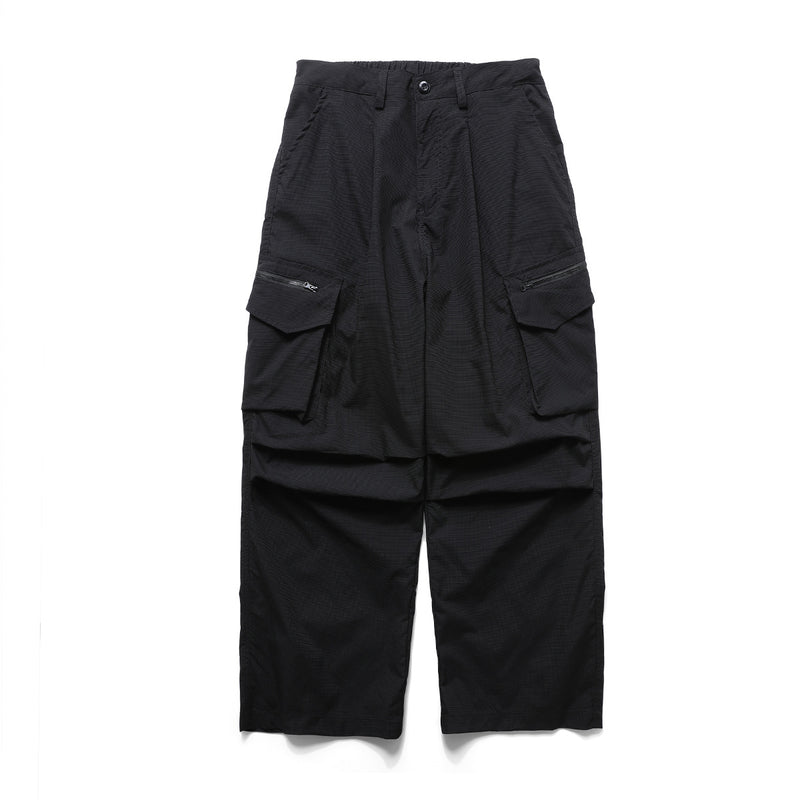 Wide-Leg Cargo Pants with Zipper Pockets – Ripstop Nylon, Relaxed Fit