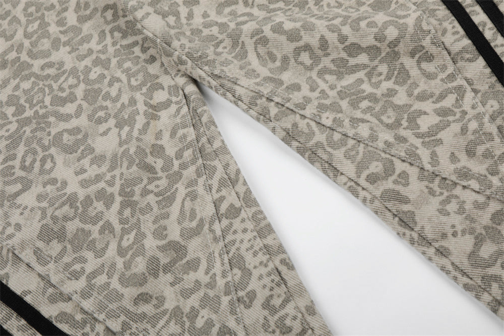 Retro Leopard Print Wide-Leg Baggy Jeans with Contrast Stripe & Pocket Detail