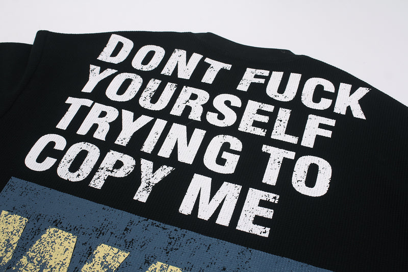 Schwarzes Longsleeve mit Graphic – Streetwear-Waffelshirt mit markantem Print